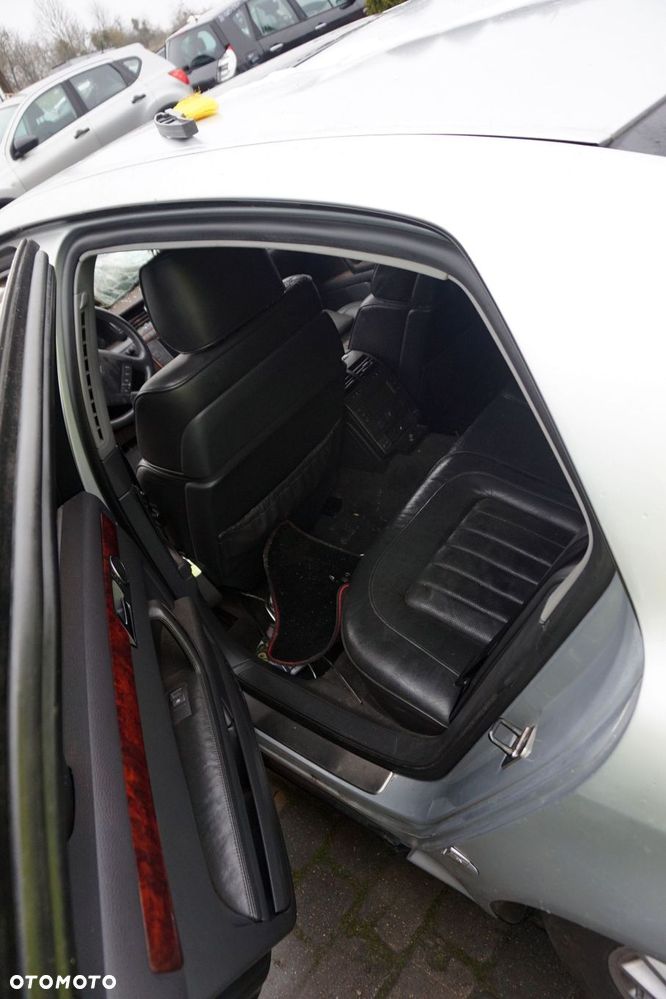 VOLKSWAGEN PHAETON  2004 LG9R 4.2 FSI V8 BGH 335KM GUL SREBRNY na części - 13