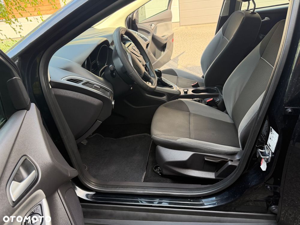 Ford Focus - 16
