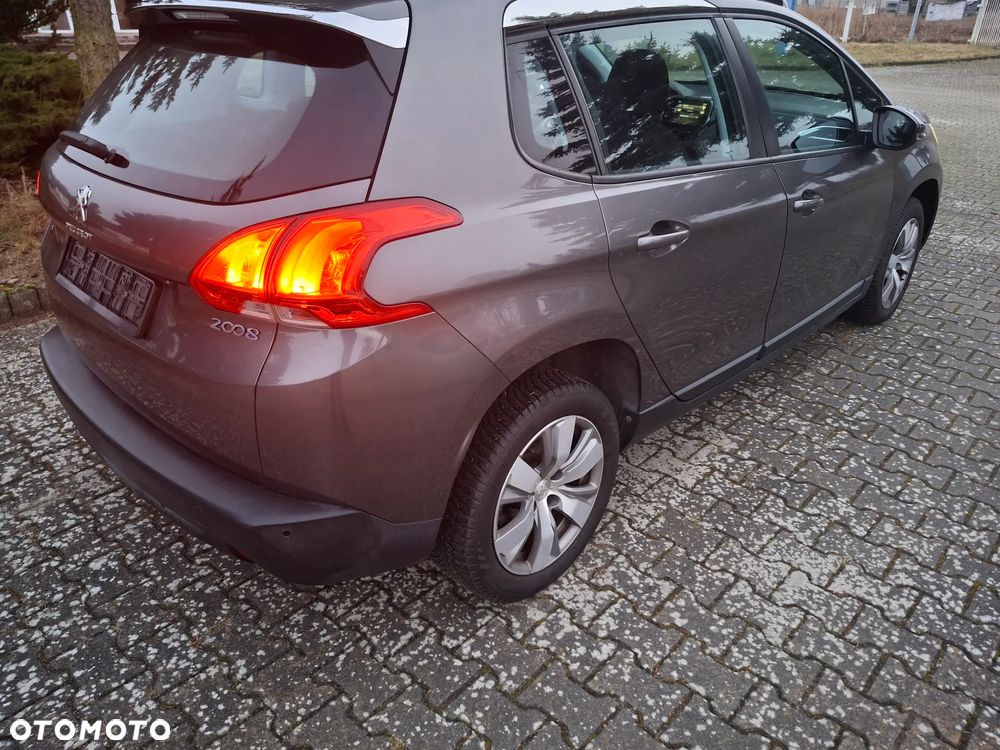 Peugeot 2008 - 5