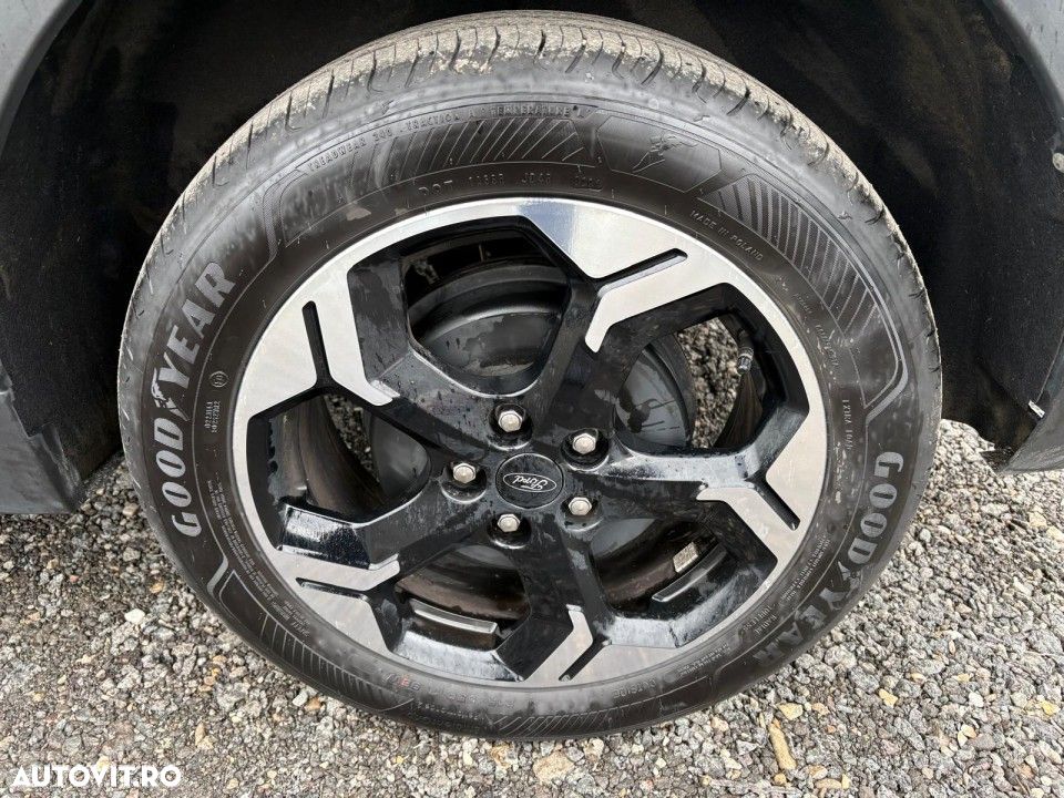 Ford Tourneo Courier - 16