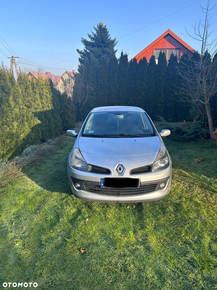 Renault Clio 1.2 16V Authentique - 1