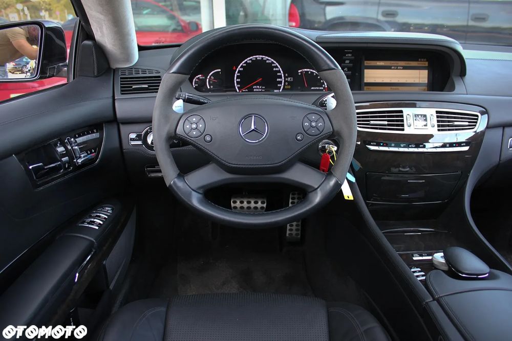 Mercedes-Benz CL - 29