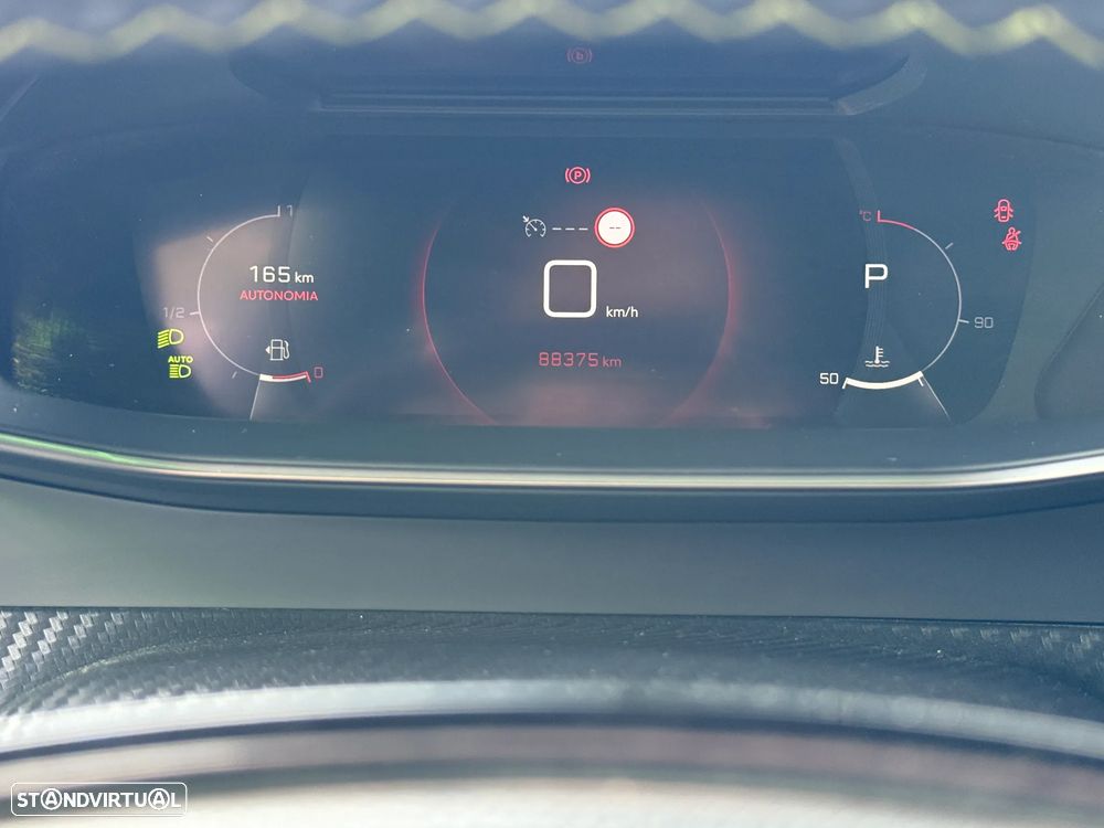 Peugeot 2008 1.5 BlueHDi GT Line EAT8 - 35