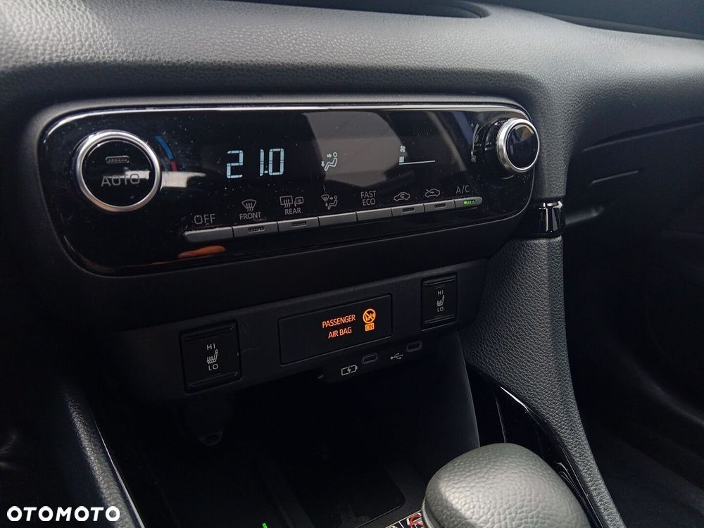 Toyota Yaris - 17