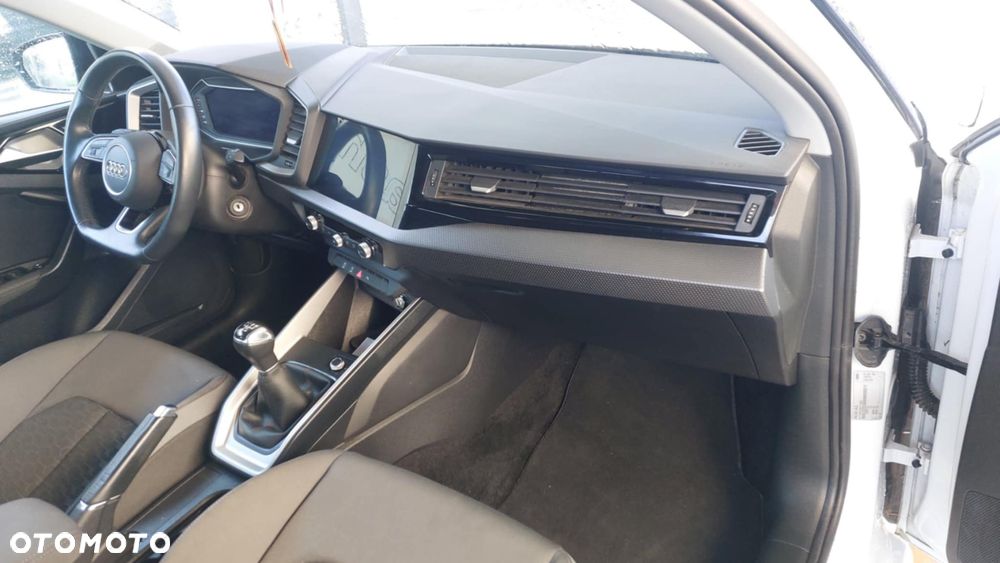 Audi A1 Sportback 25 TFSI S line - 28