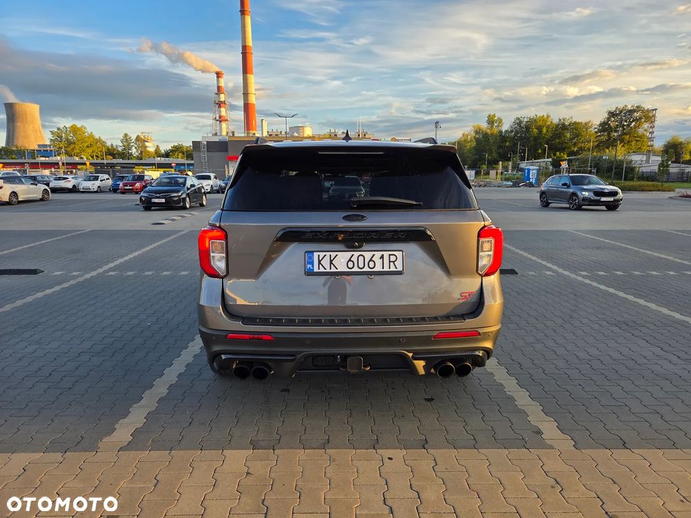Ford Explorer - 6