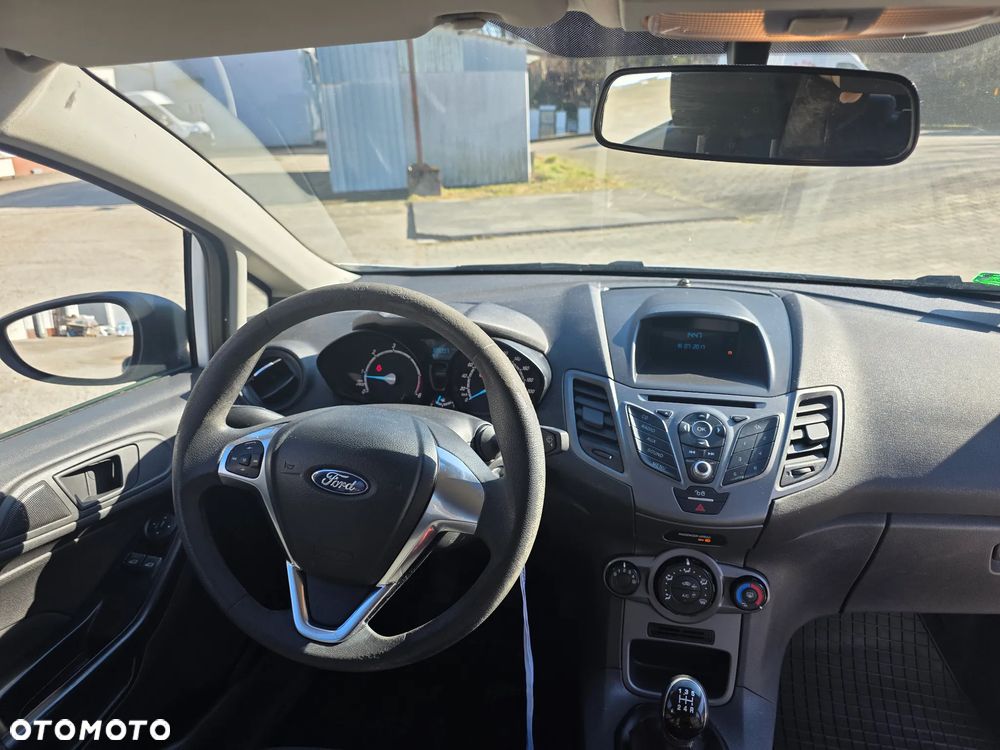 Ford Fiesta 1.5 TDCi Trend - 23