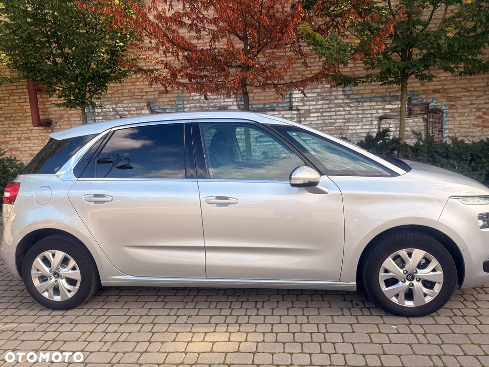 Citroën C4 Picasso 1.2 PureTech Attraction - 4