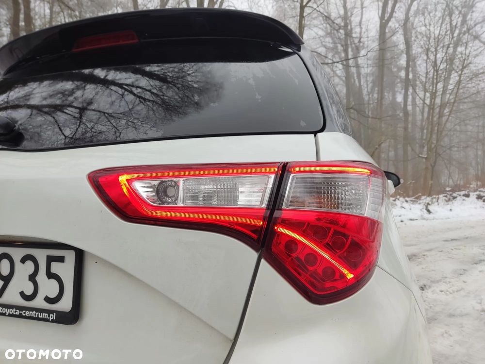 Toyota Yaris 1.5 Selection - 11