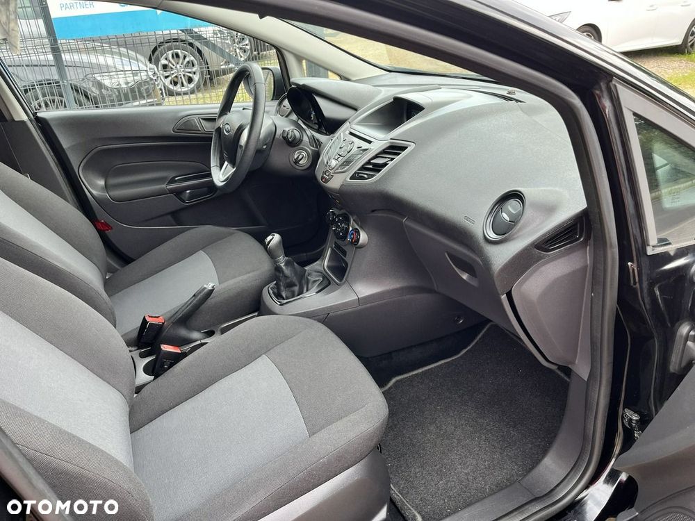 Ford Fiesta - 14
