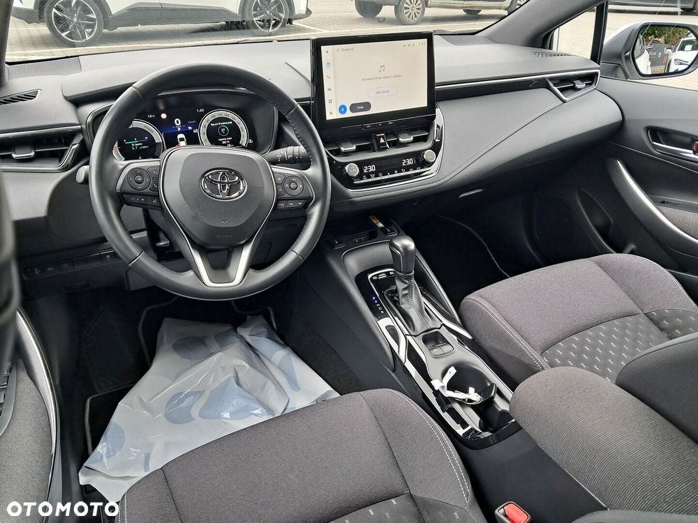Toyota Corolla 1.8 Hybrid Comfort - 23