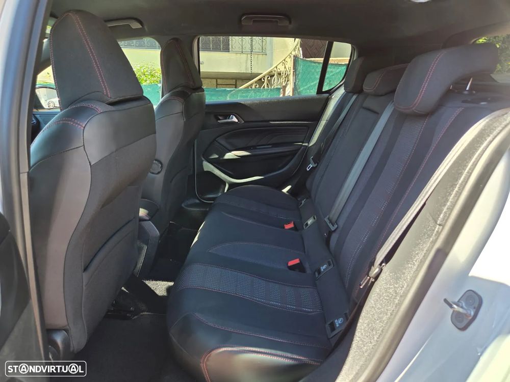 Peugeot 308 PureTech 130 Stop & Start GT-Line Edition - 5