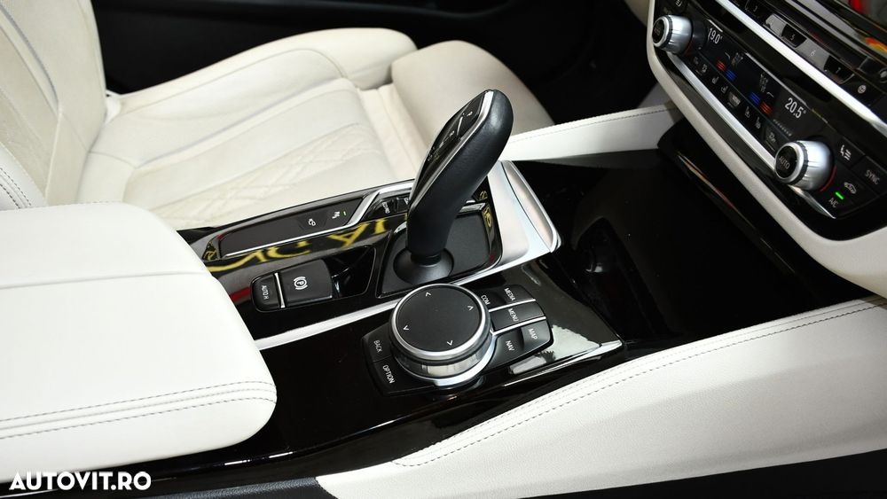 BMW Seria 5 520d xDrive Aut. Luxury Line - 12