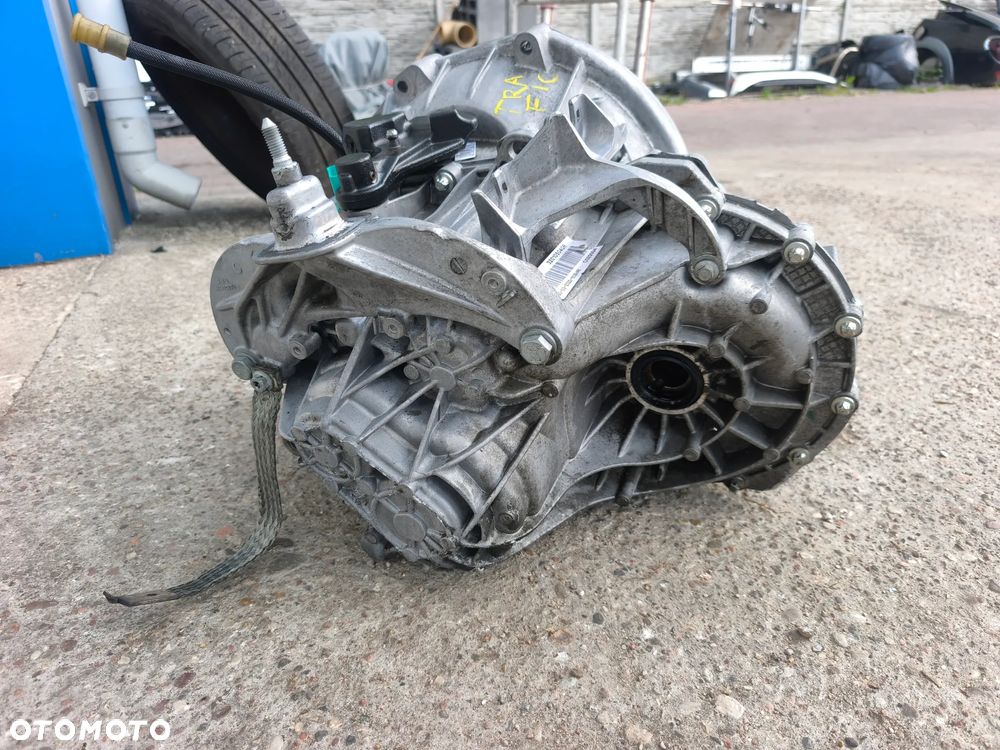 Skrzynia biegów Renault Trafic 2.0 320105040r PF6082 2019-2026 - 6