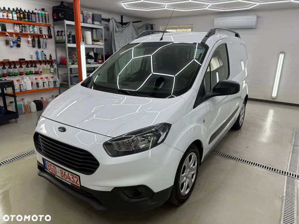 Ford Transit Courier - 5