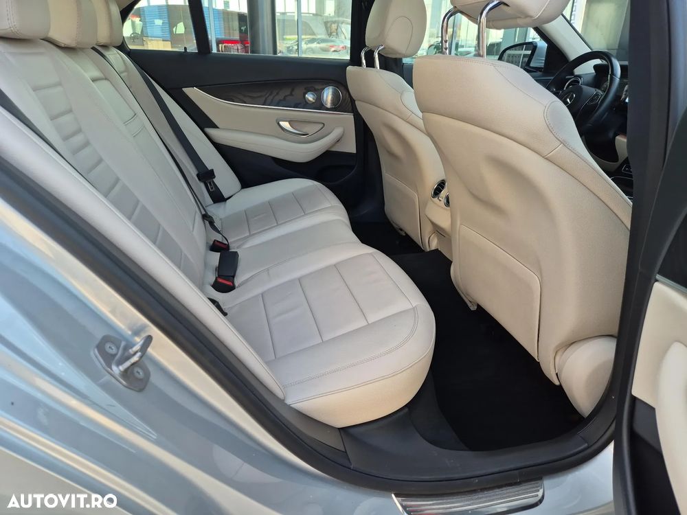 Mercedes-Benz E 350e 9G-TRONIC Exclusive - 23