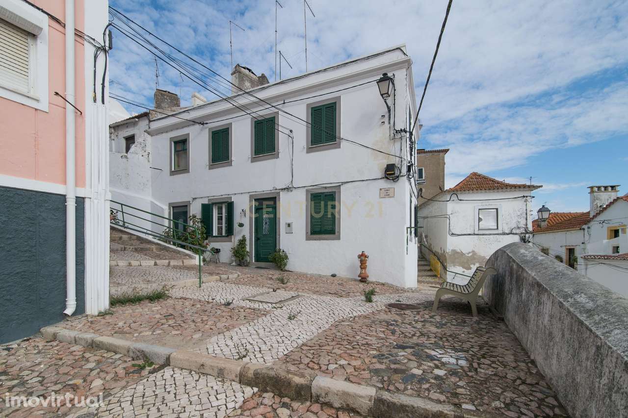 Prédio com dois apartamentos T2 independentes (sem inquilinos) | Alcác - Grande imagem: 3/36