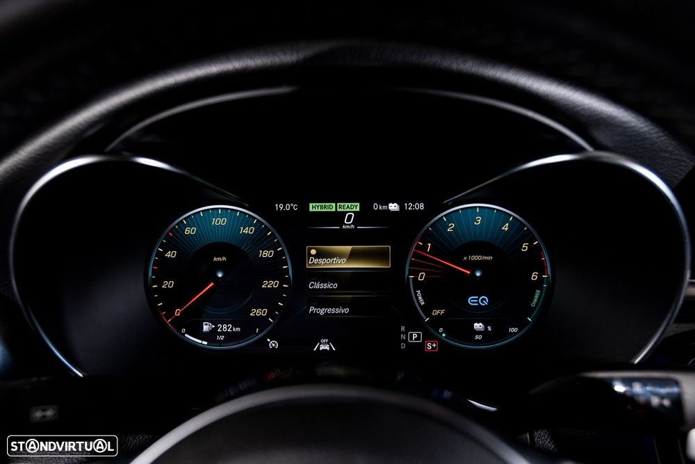 Mercedes-Benz C 300 de AMG Line - 16