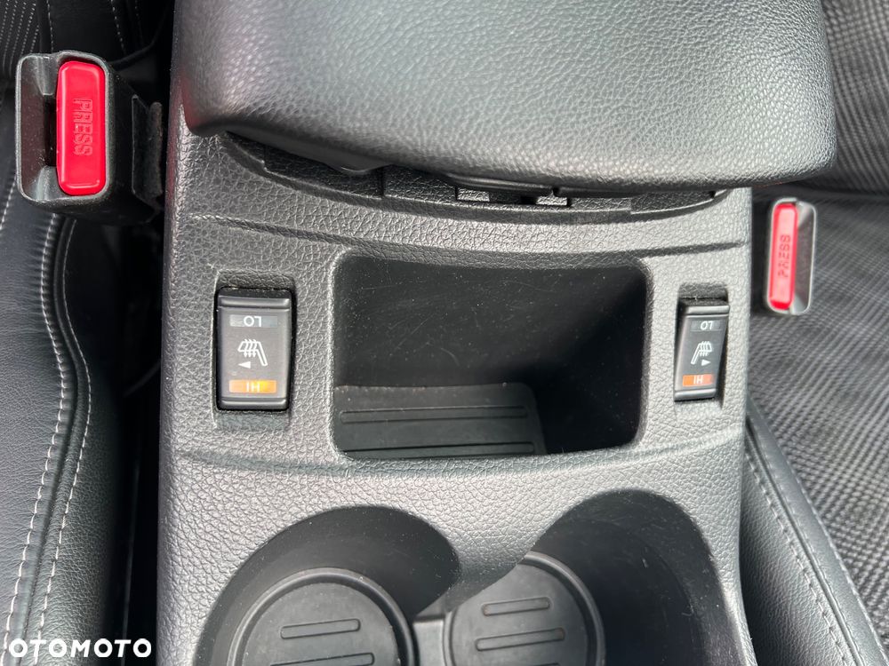 Nissan Qashqai 1.6 dCi Xtronic TEKNA+ - 15