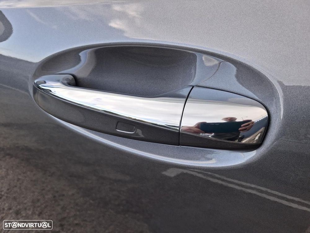 Mercedes-Benz GLB 200 d Progressive - 8