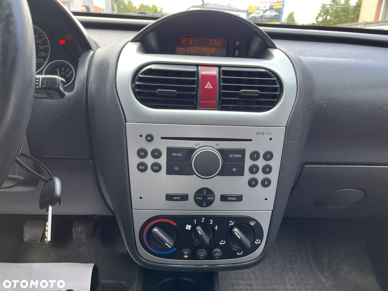 Opel Combo - 12