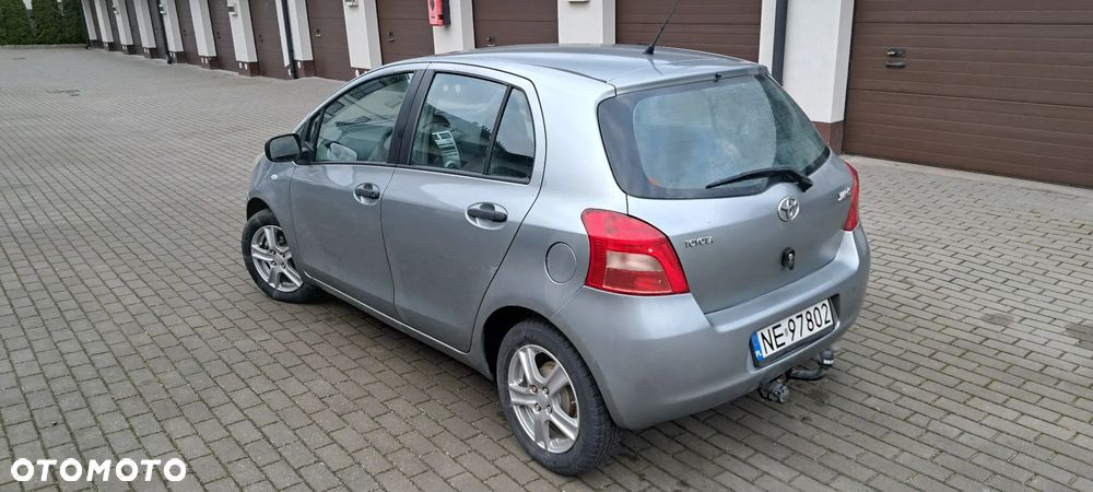 Toyota Yaris 1.0 Terra A/C - 4