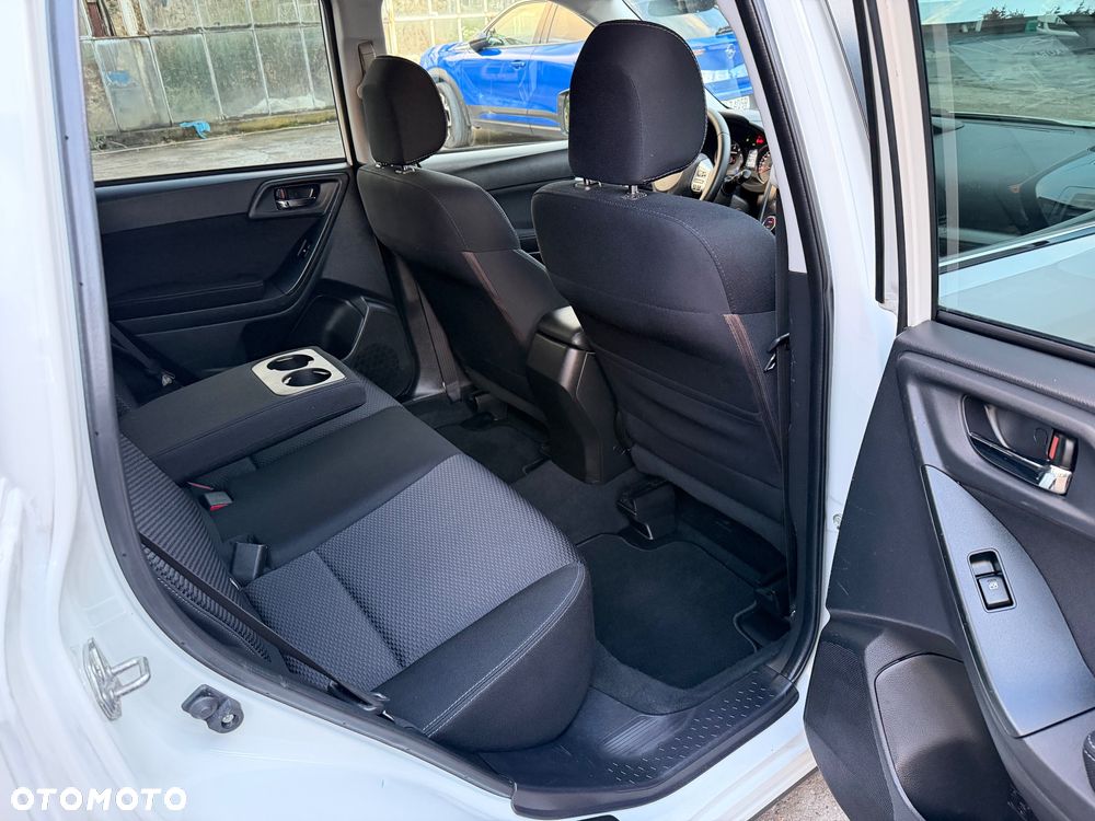 Subaru Forester 2.0i Platinum Lineartronic EU6 - 11