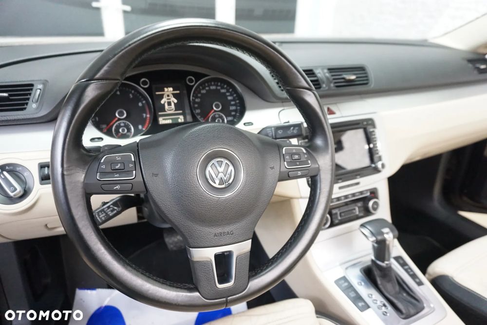 Volkswagen Passat CC 1.8 TSI DSG Exclusive - 18