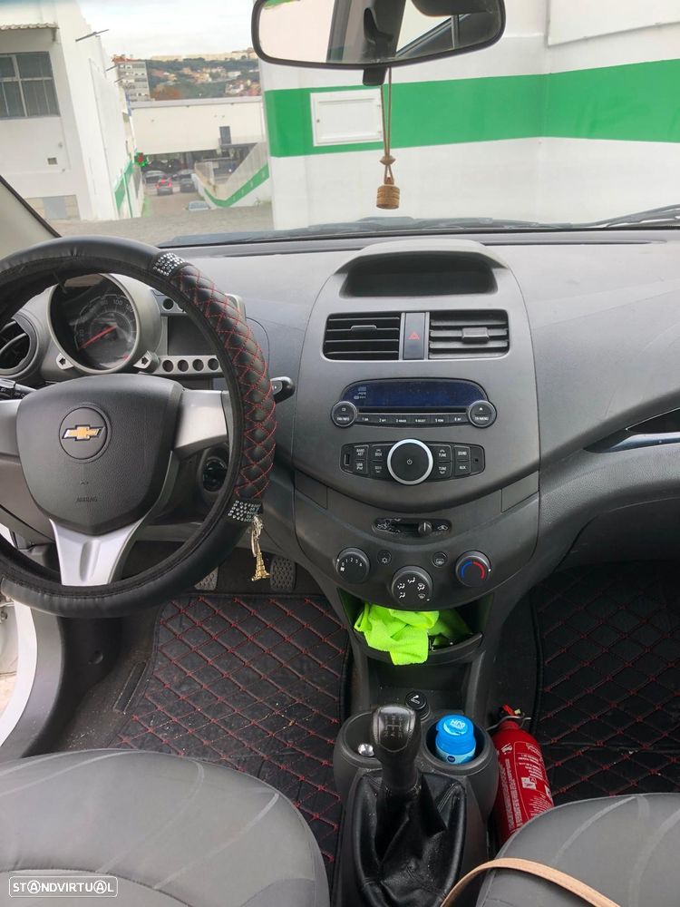 Chevrolet Spark 1.0 LS+ - 4