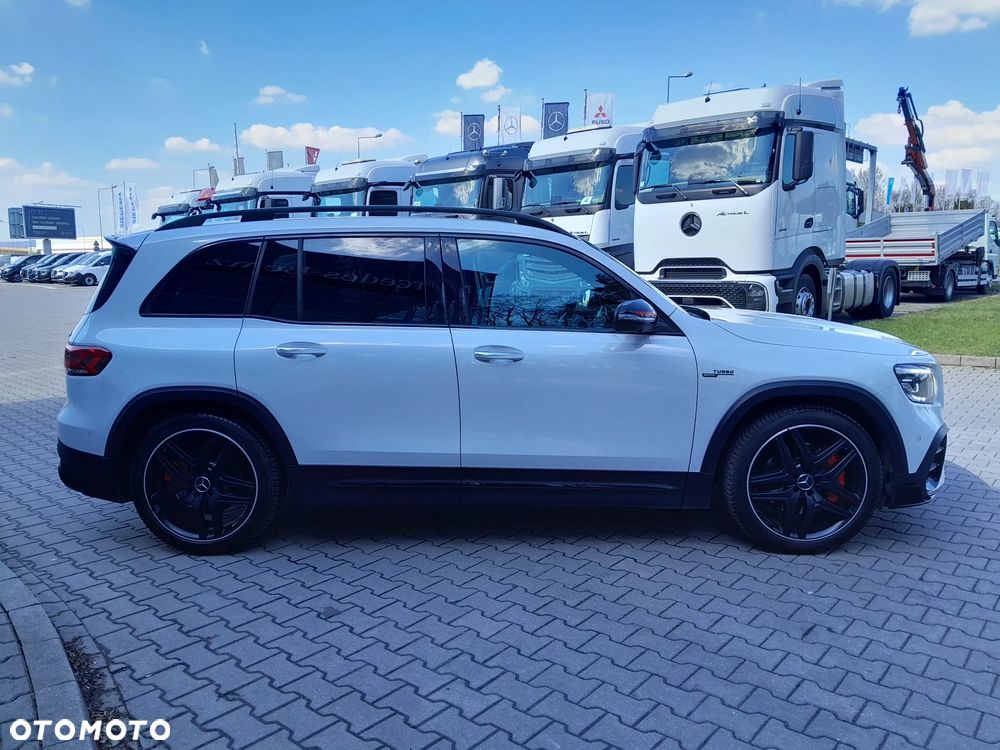 Mercedes-Benz GLB - 7