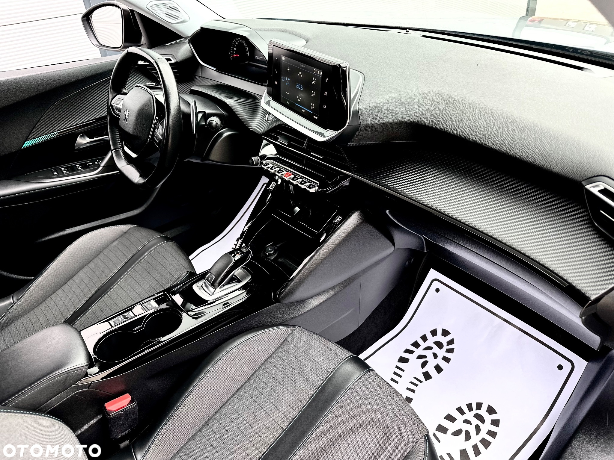 Peugeot 2008 1.5 BlueHDi Allure S&S EAT8 - 30