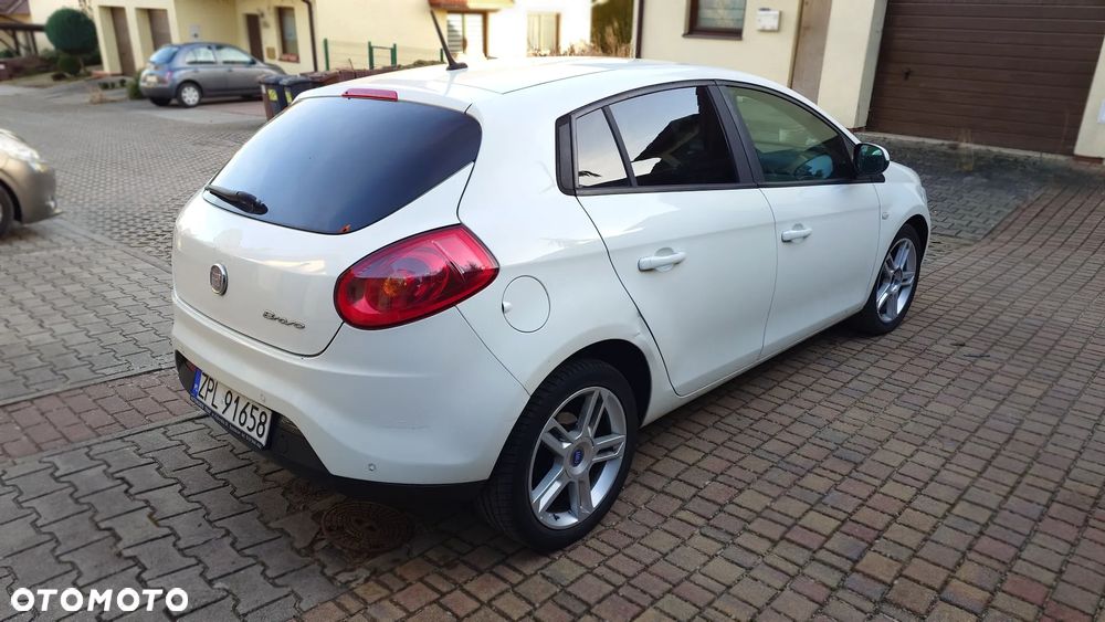 Fiat Bravo 1.4 T-JET 16V Dynamic - 4