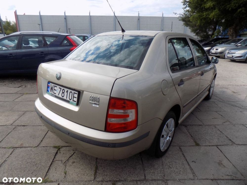 Skoda Fabia - 4