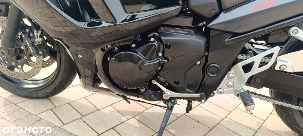 Suzuki GSX - 35