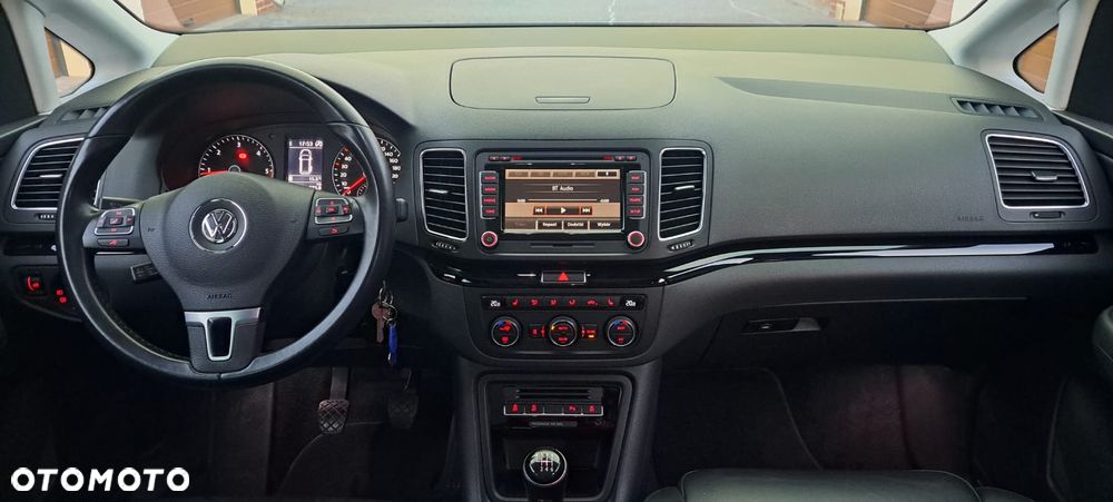 Volkswagen Sharan 2.0 TDI Comfortline - 14