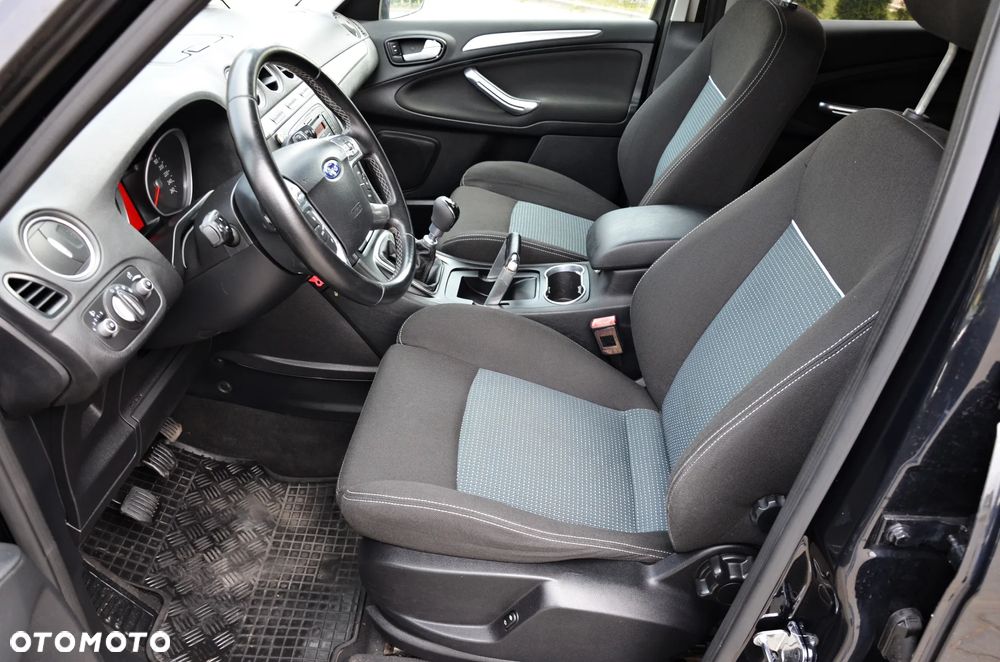 Ford S-Max 2.0 TDCi Ambiente - 28