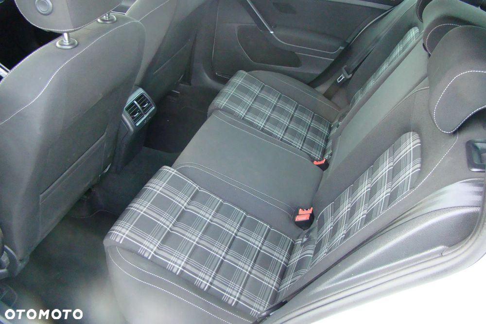 Volkswagen Golf Variant GTD BlueMotion Technology - 6