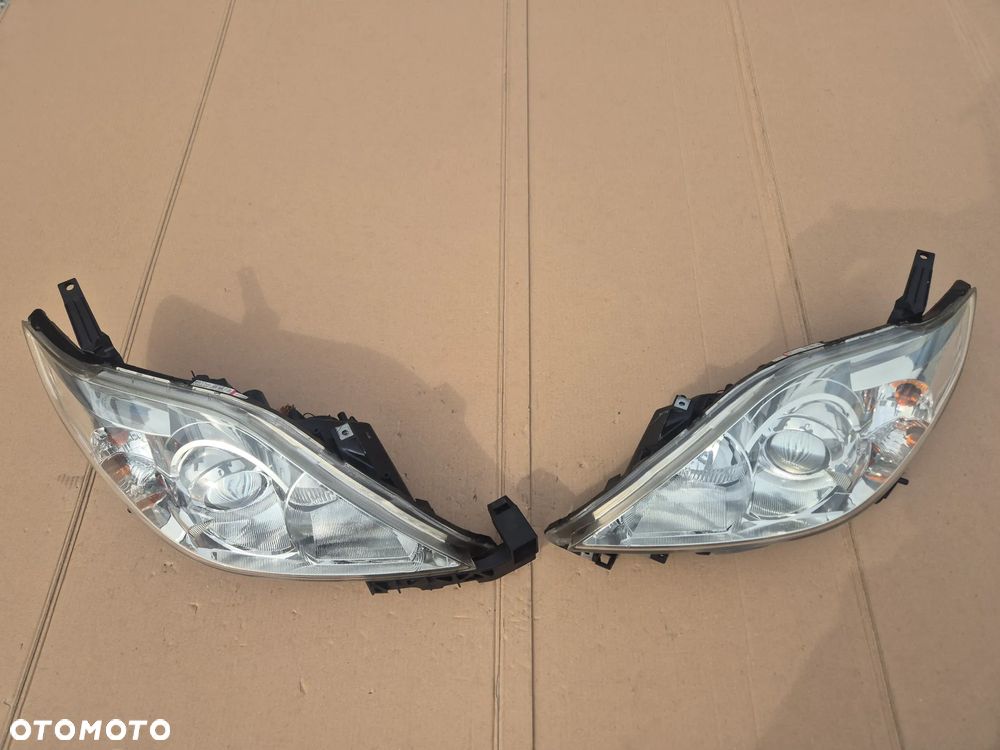 Mazda 5 komplet lamp.Soczewki 2005-2010.OE.100% - 1