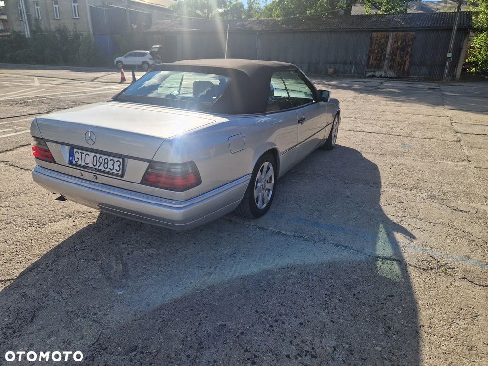 Mercedes-Benz Klasa E - 6