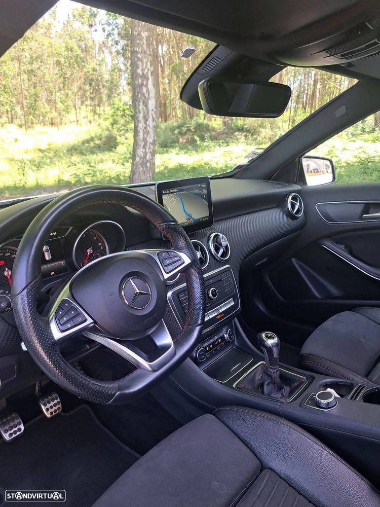 Mercedes-Benz A 180 d AMG Line - 7