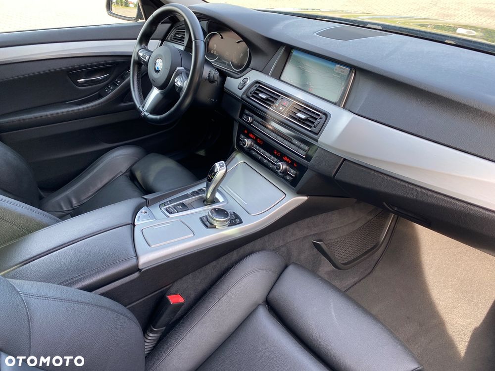 BMW Seria 5 520d Luxury Line sport - 26