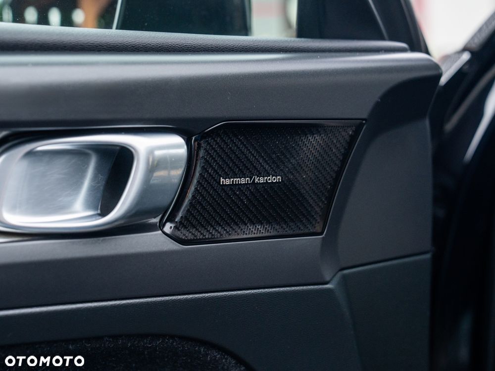 Volvo XC 40 D3 Momentum Pro - 28