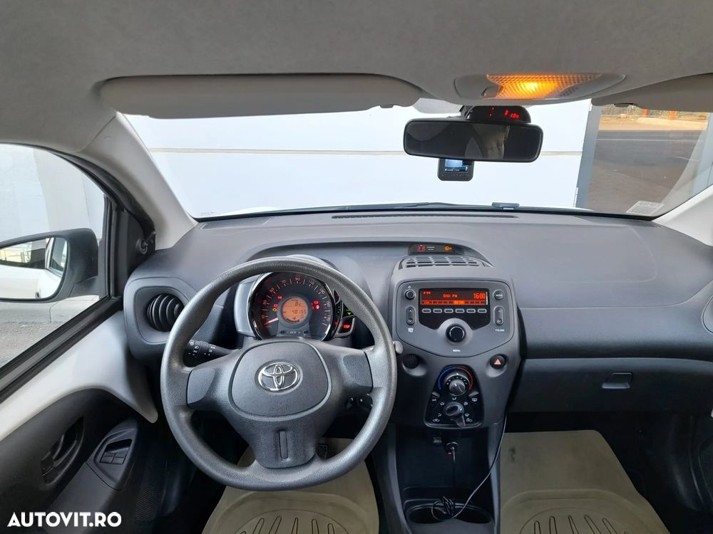 Toyota Aygo 1.0 VVY-I 5 usi X - 6