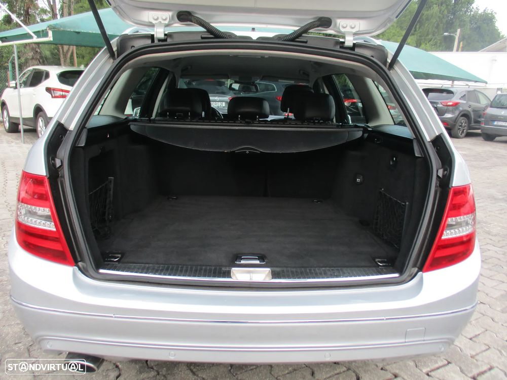 Mercedes-Benz C 220 Station CDI 7G-TRONIC Avantgarde Edition - 20