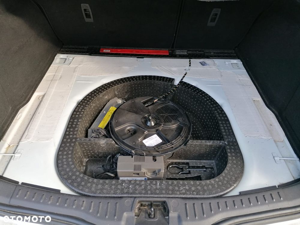 Ford Focus 1.6 TDCi Trend Sport - 11