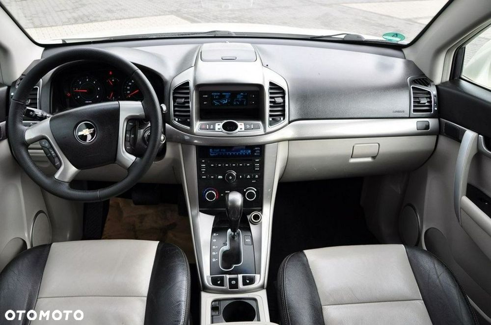Chevrolet Captiva - 34