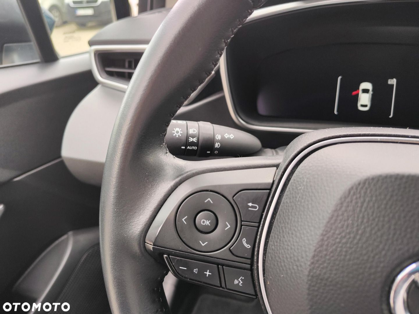 Toyota Corolla - 16