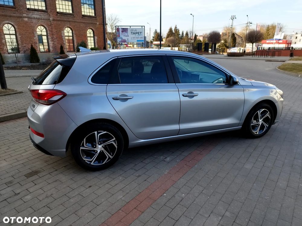 Hyundai i30 1.6 D Comfort DCT - 5