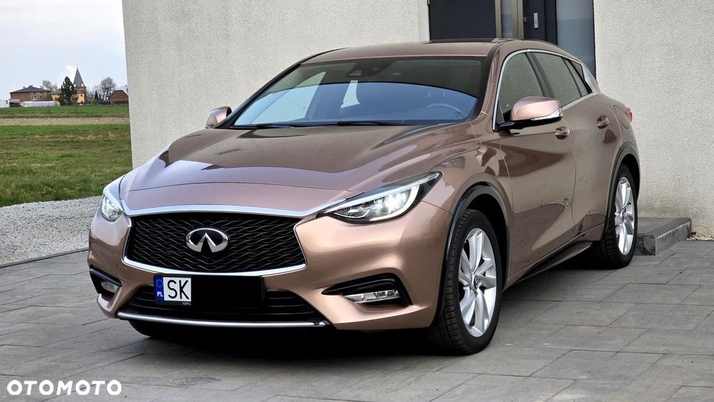 Infiniti Q30 1.6t Business Executive - 8