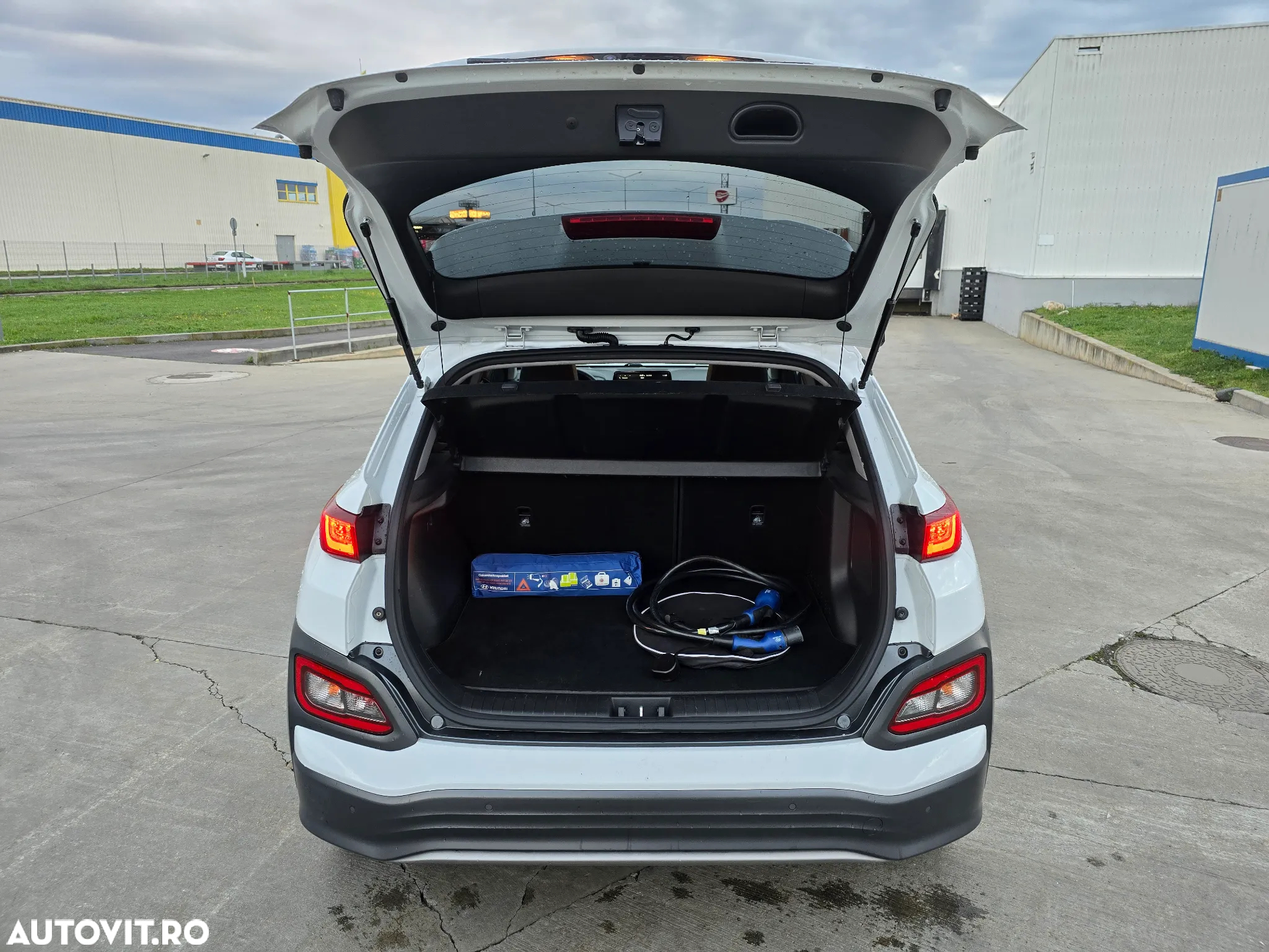 Hyundai KONA Electric 204CP Luxury+ - 14